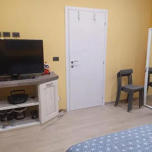 Oparavisegenova Apartment
